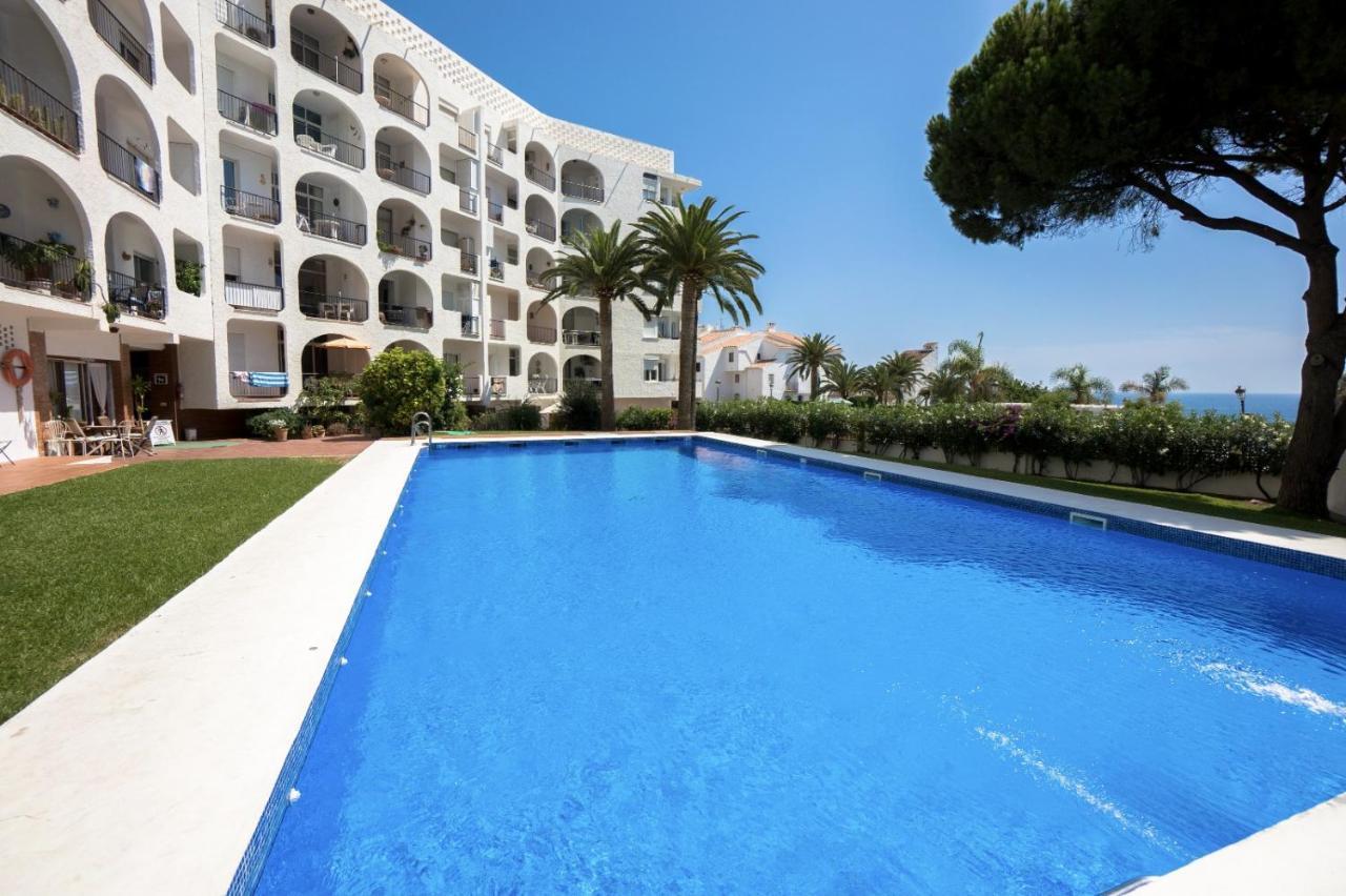 Modern Apartment Stunning Sea Views And Pool Nerja Exterior foto