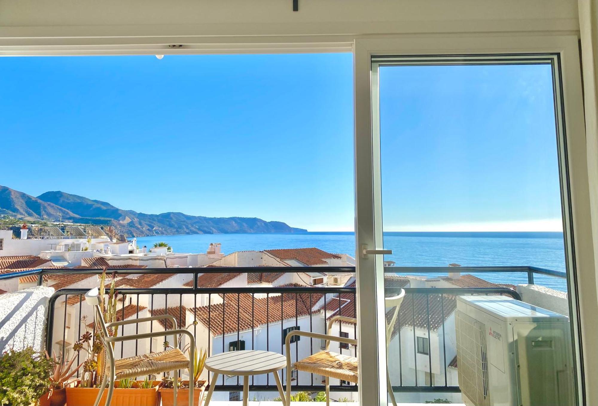Modern Apartment Stunning Sea Views And Pool Nerja Exterior foto