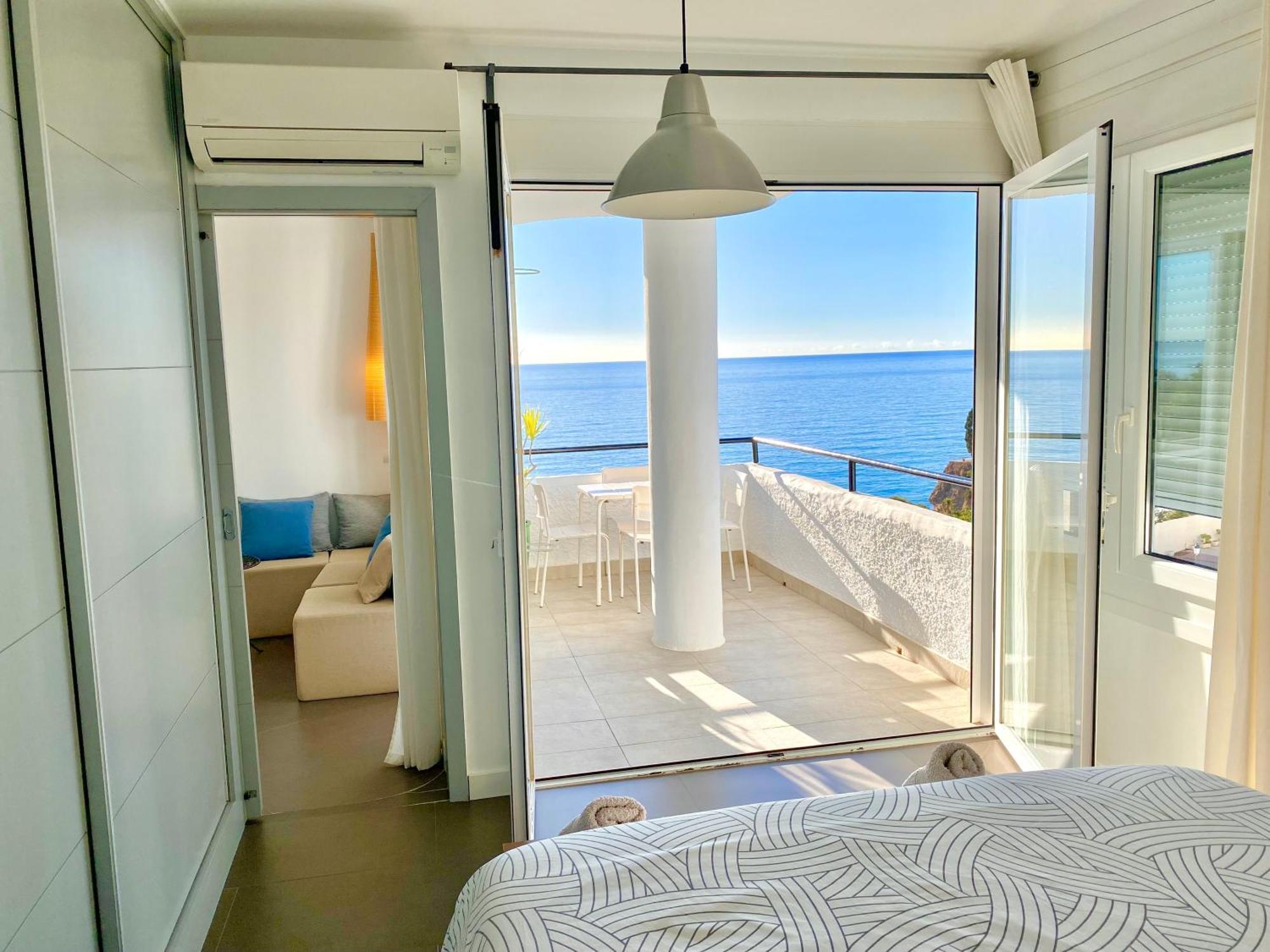 Modern Apartment Stunning Sea Views And Pool Nerja Exterior foto